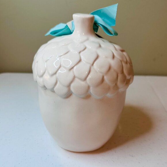 Rae Dunn Artisan Acorn Chirp Birdhouse Ceramic With Blue Bow 7 inches Tall - Picture 13 of 15